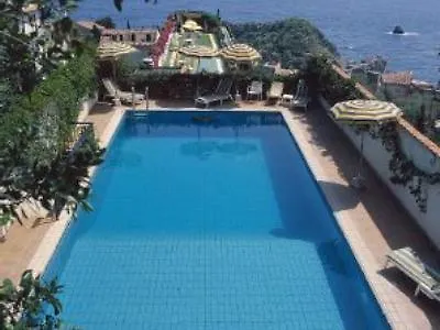 Hotel Ipanema 타오르미나 4*,